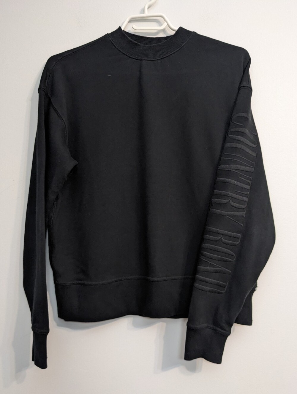 Country Road Relaxed Fit Crew Neck Sweatshirt | Black | XXS